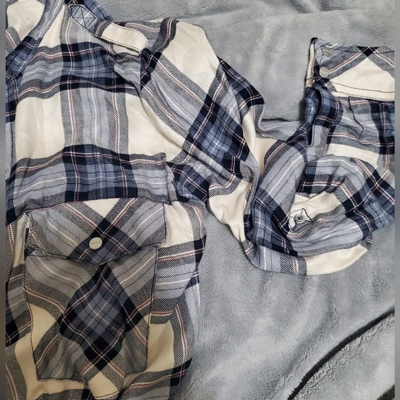 Light button shirt - Picture 4 of 4